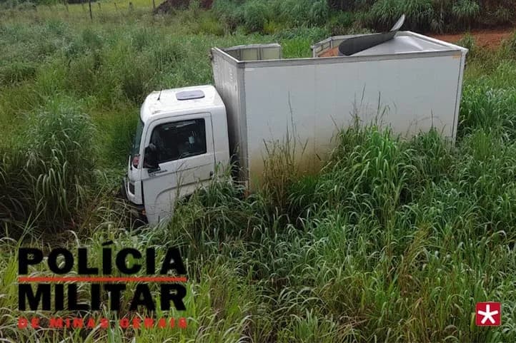 veículo acidentado