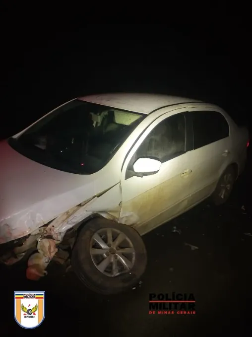 carro danificado