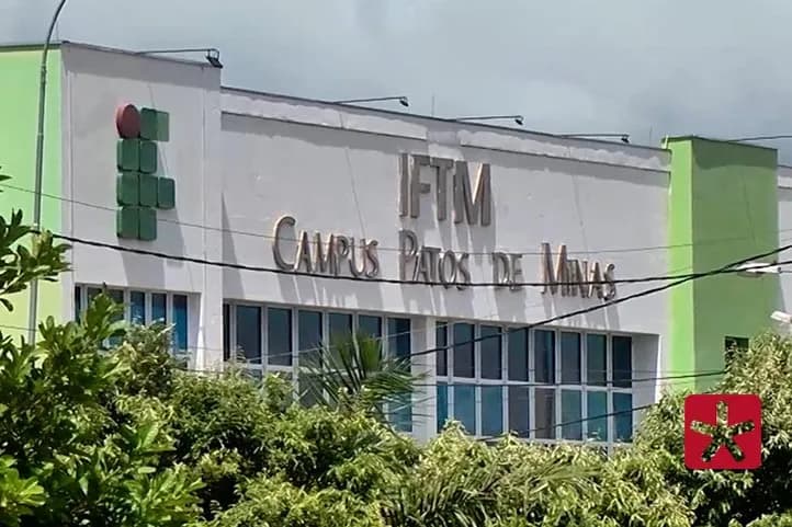 Servidores do IFTM Patos de Minas se reúnem para discutir movimento grevista