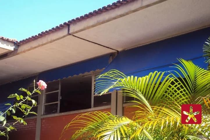 Professor da escola Adelaide Maciel é preso