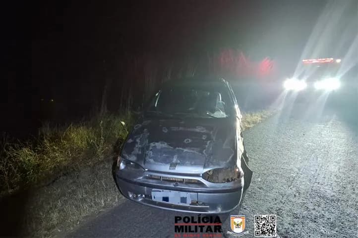 Condutor inabilitado e embriagado invade contramão e provoca acidente