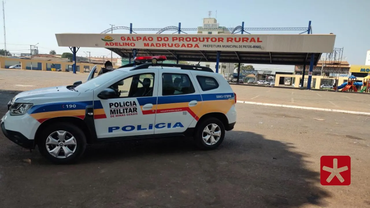 Homem fica ferido com possível golpe de arma branca
