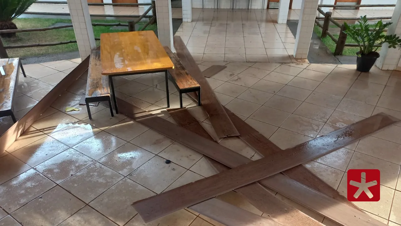 Prefeitura disse que está avaliando estragos e que medidas serão tomadas