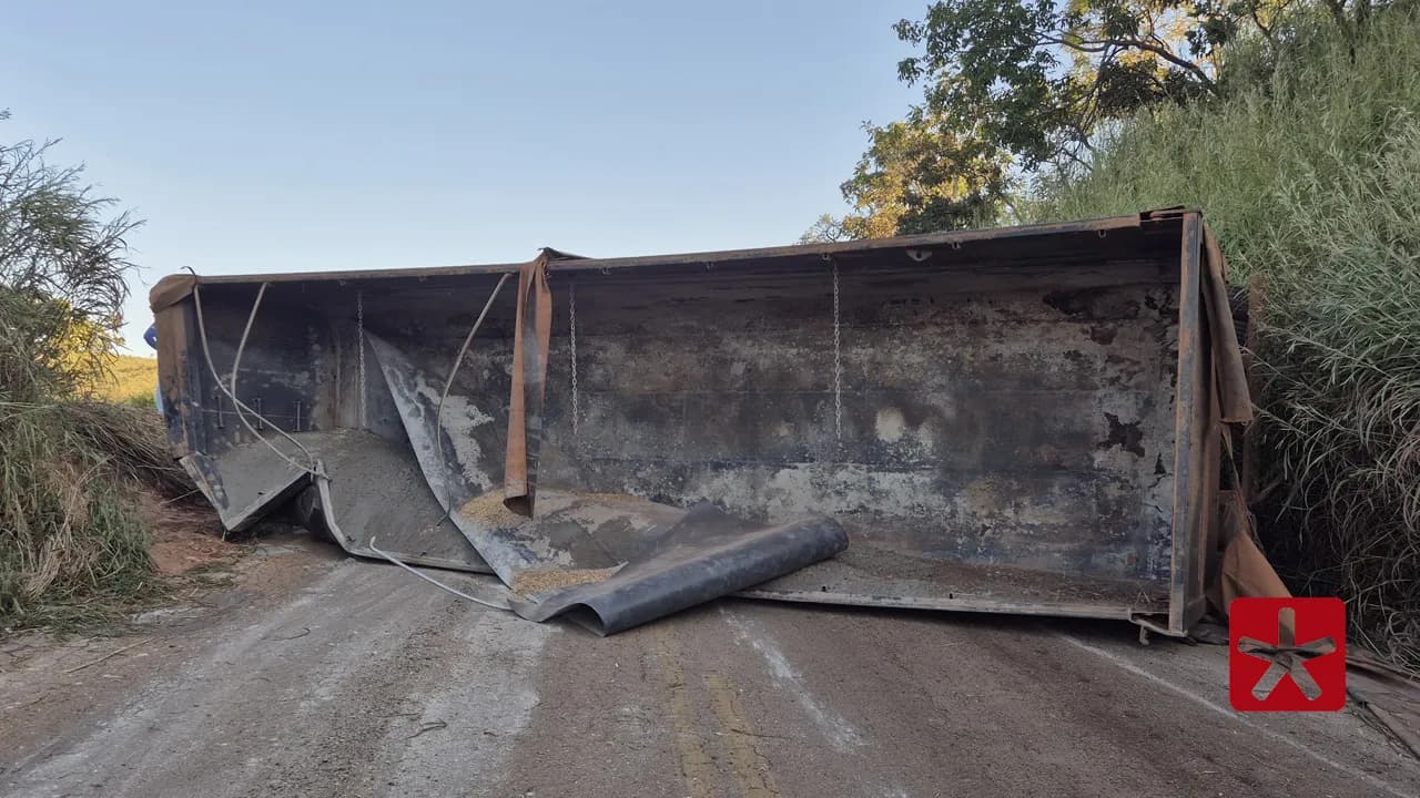 Motorista estava habilitado e teste de etilômetro deu negativo