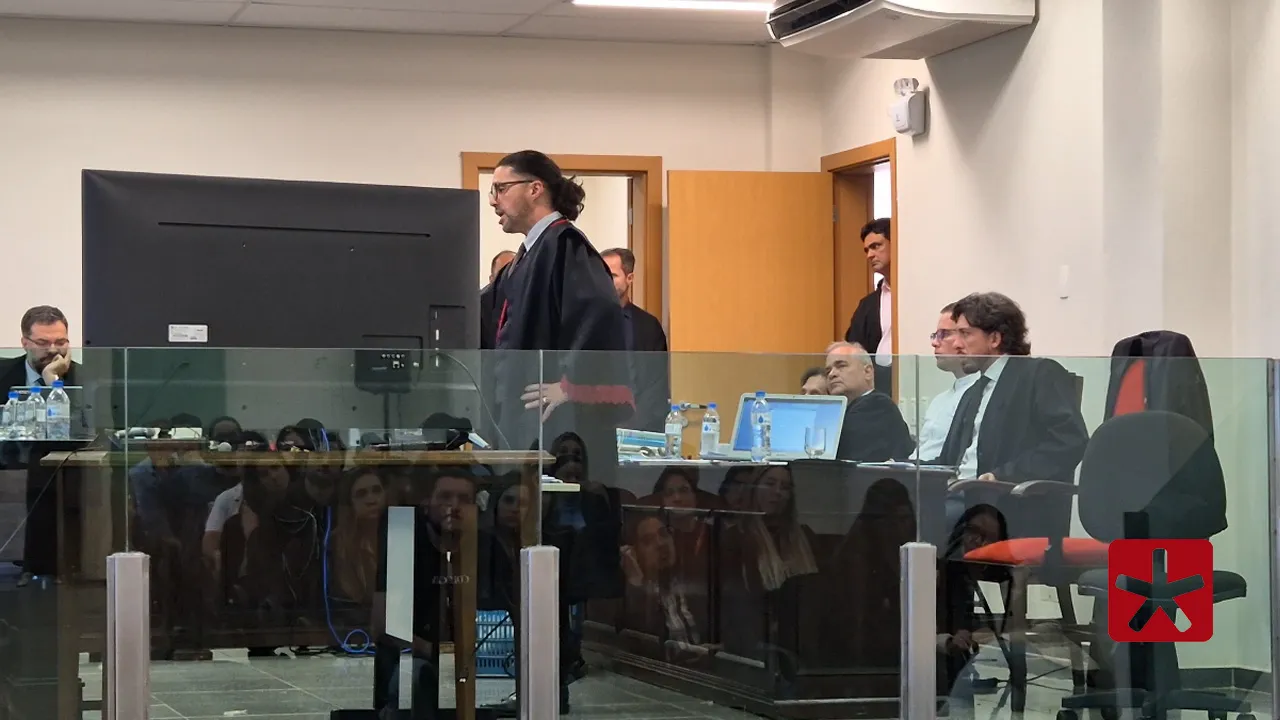 Vítima apresentava hematomas pelo corpo quando foi socorrida em hotel que estava com namorado 