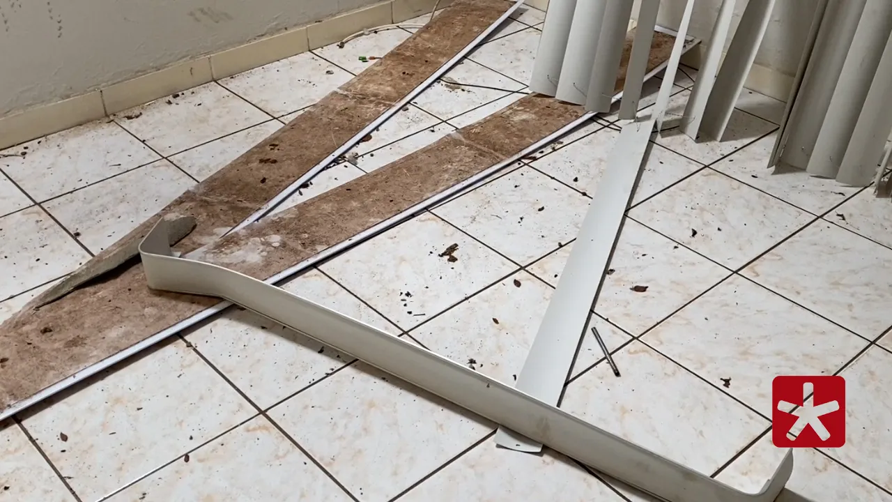 Moradores denunciam invasões e furtos em casas vazias no bairro Santa Terezinha