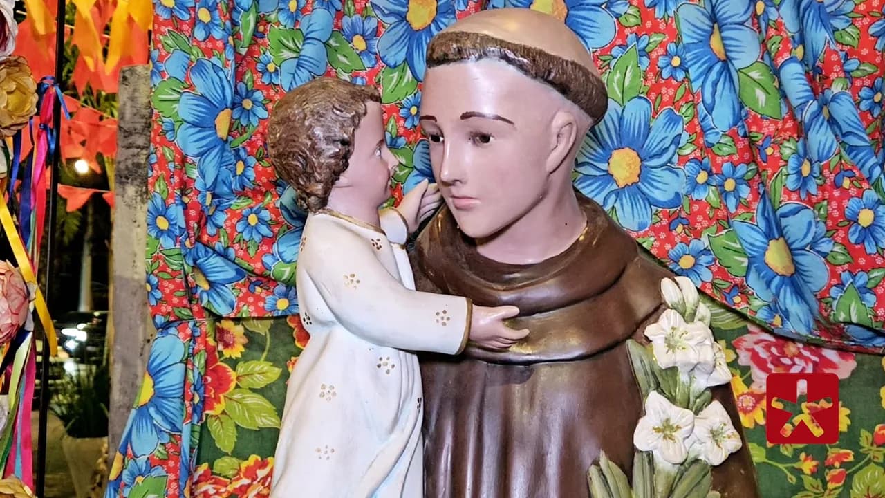 Santo Antônio ficou conhecido por casar moças que não conseguiam encontrar marido