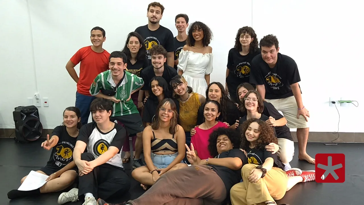 Talento premiado: grupo patense brilha em festival de teatro e volta pra casa com 12 troféus
