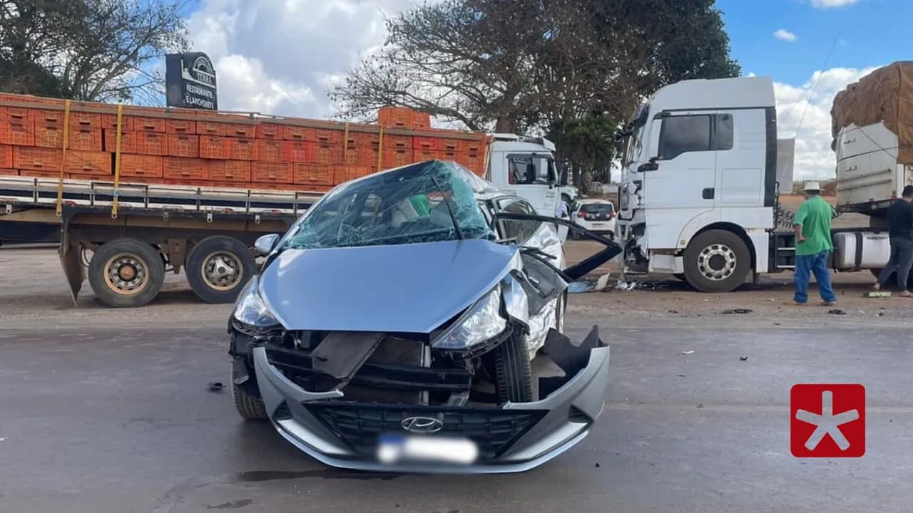Motorista de carro, de 64 anos, disse que não percebeu caminhão se aproximar 