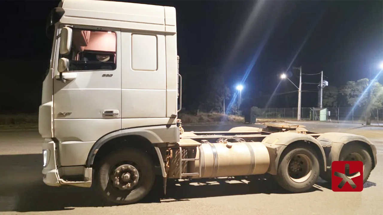 Veículo furtado é localizado na BR-352 em Patos de Minas