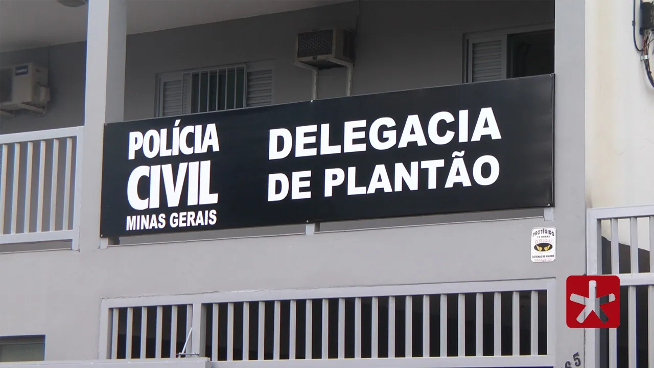 Idosa levou tapa no rosto e foi ameaçada de morte por ex-nora e companheiro dela 
