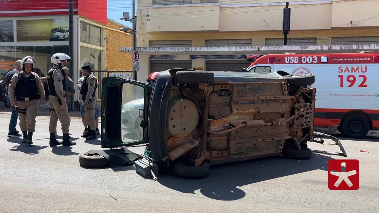 Condutor inabilitado e com sinais de embriaguez provoca acidente na Rua Major Gote