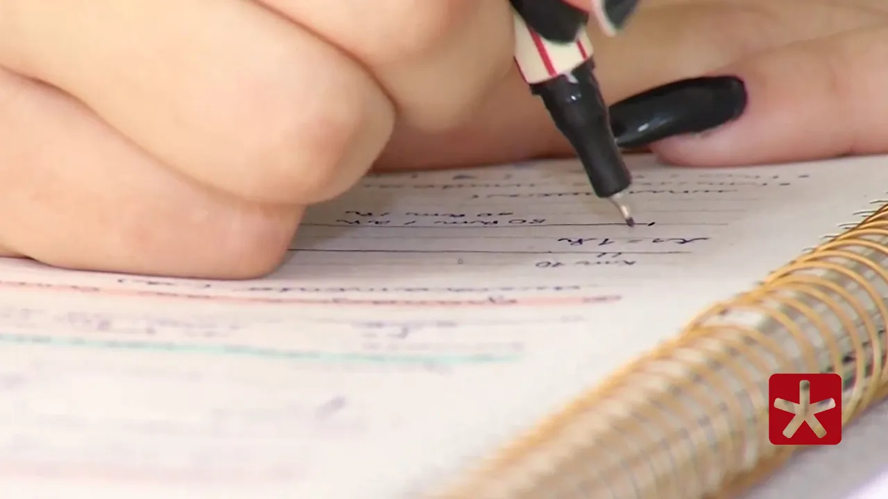 Conheça as regras para a prova de redação do Enem 2025 no domingo