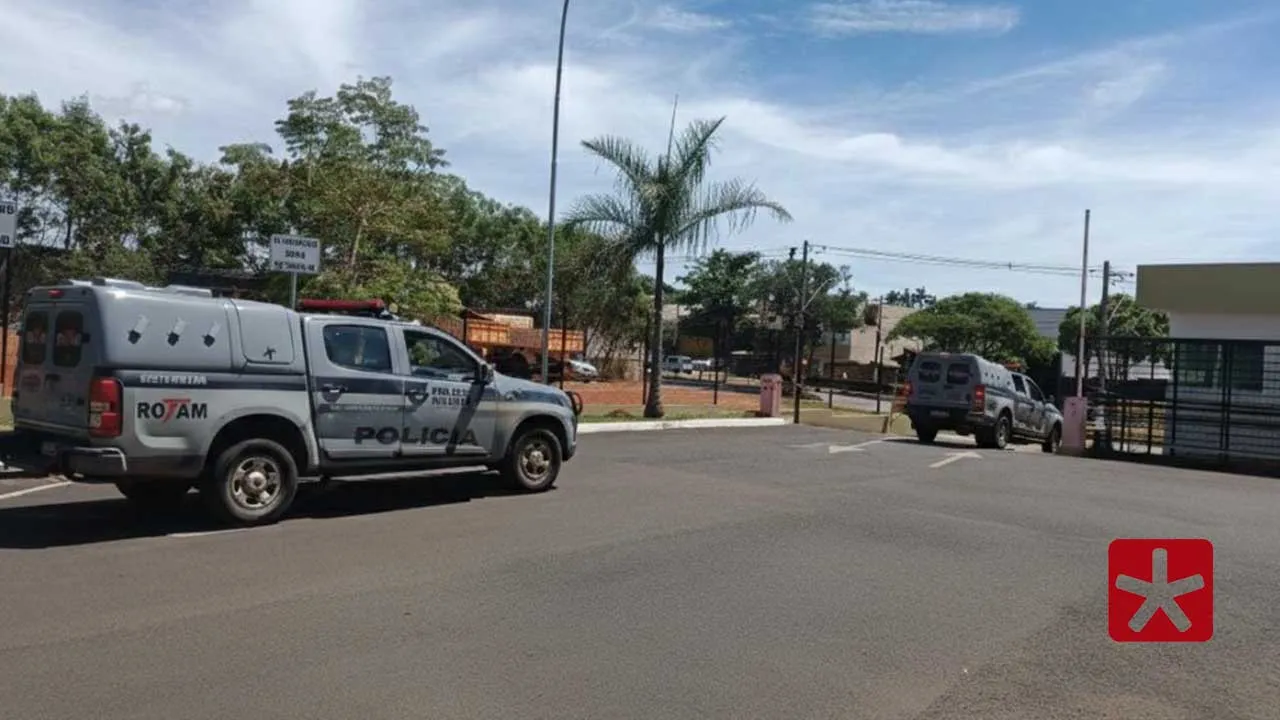 Foragido da Justiça ligado a facção criminosa é preso durante operação da Polícia Militar