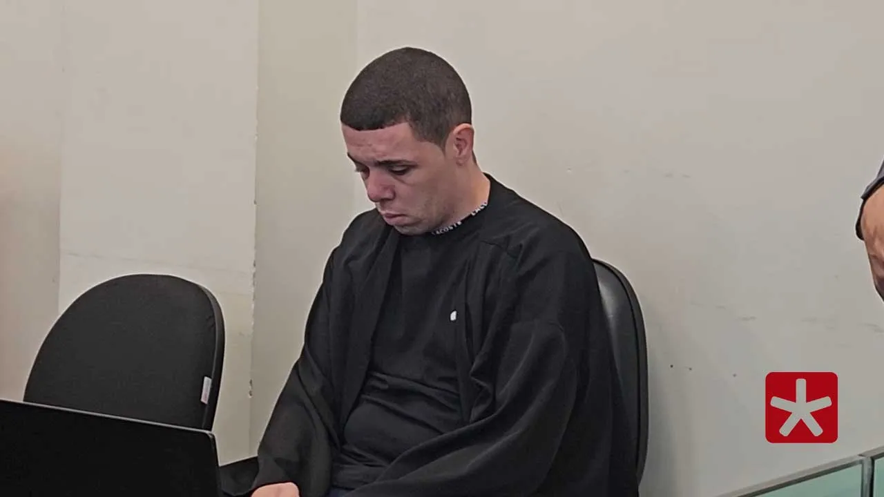 Crime brutal ocorreu diante da filha da vítima e chocou a cidade