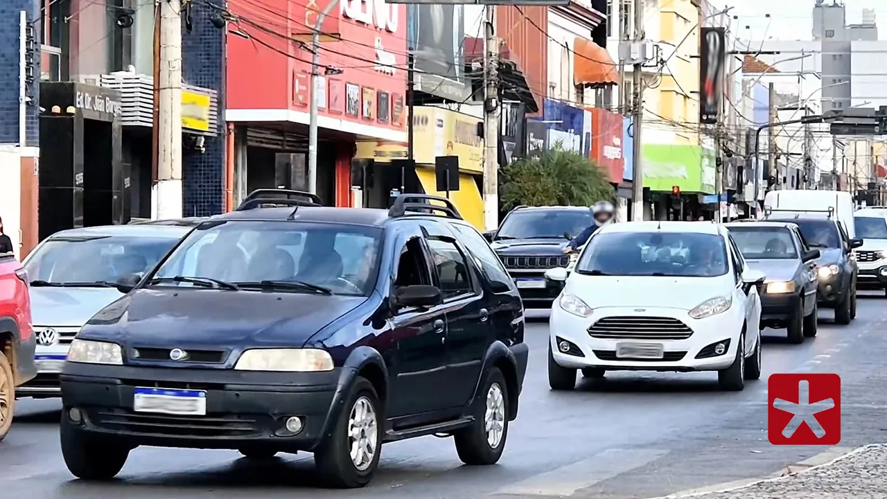 Promulgada emenda que isenta IPVA de veículos com mais de 20 anos 