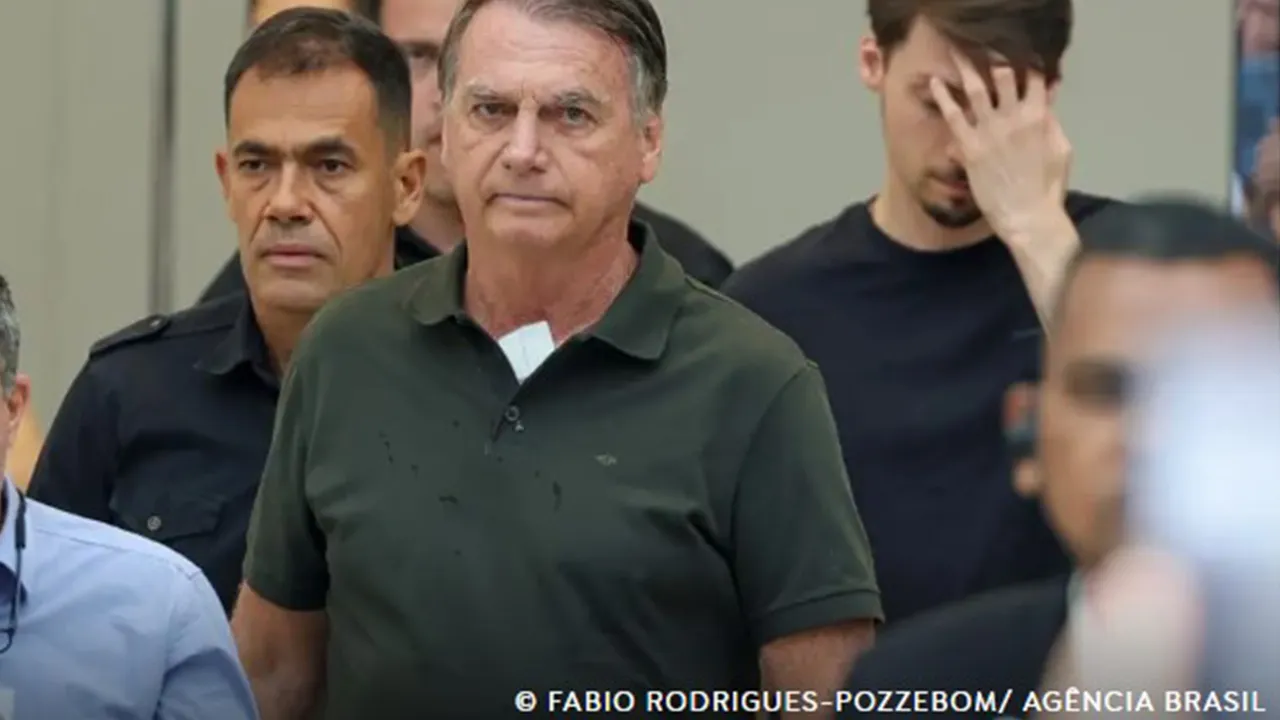 Bolsonaro passará por cirurgia no dia 25 de dezembro