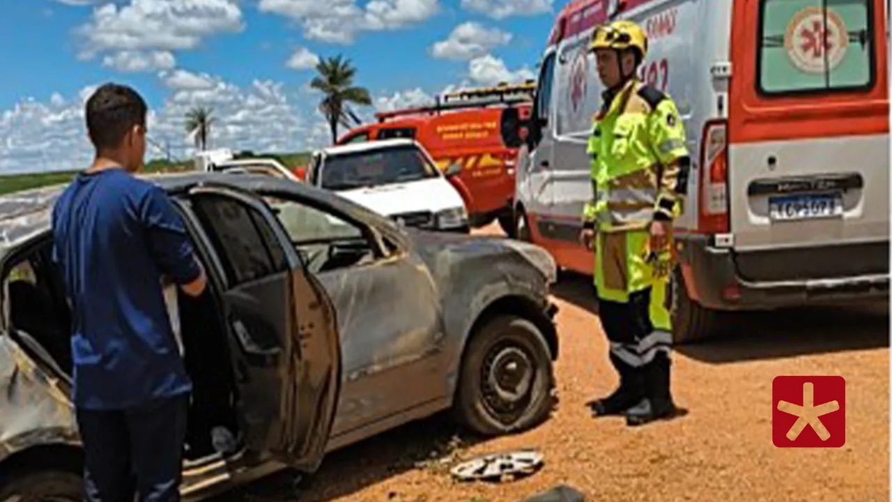 Os demais ocupantes do veículo já se encontravam fora do automóvel