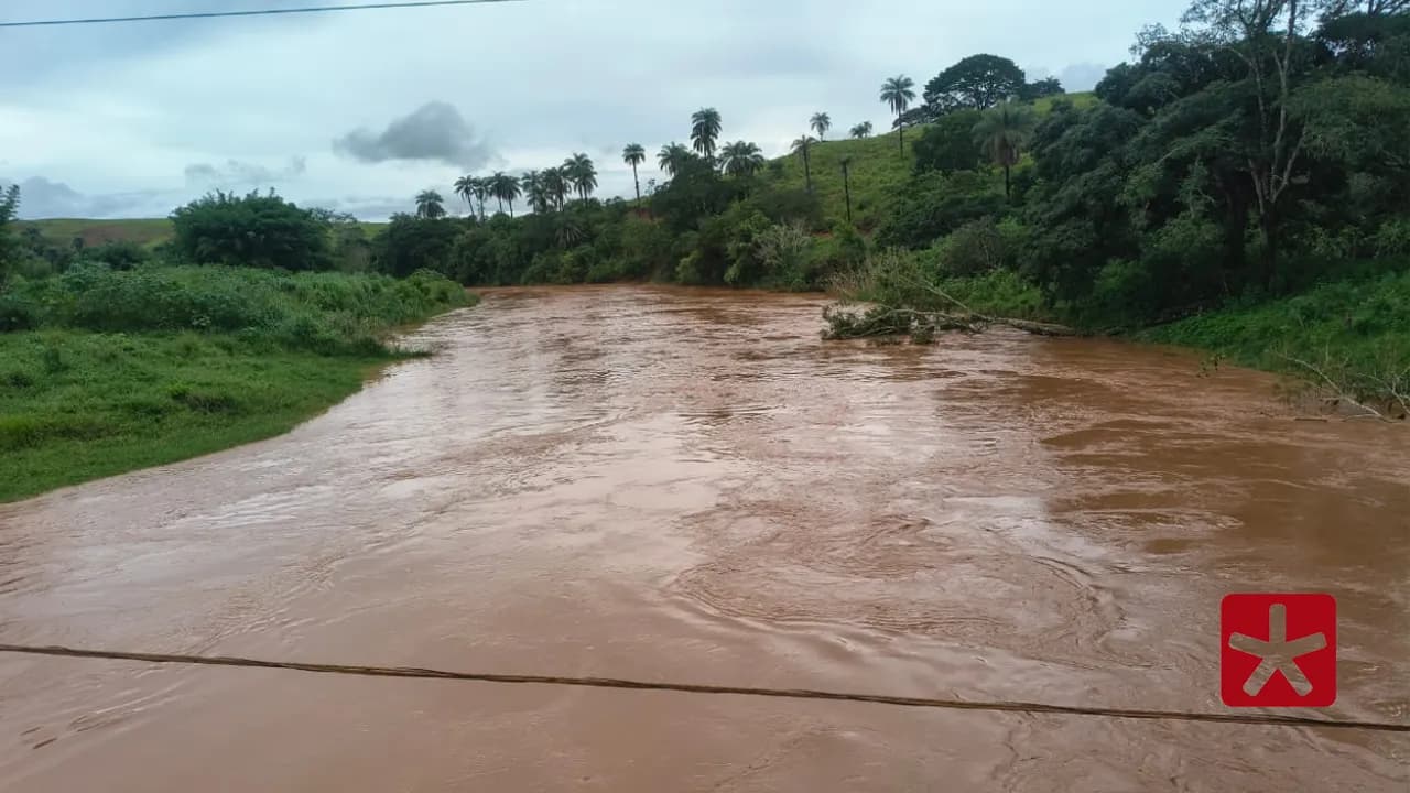 Tráfego está interrompido na LMG-743, que liga o distrito de Major Porto a Quintinos