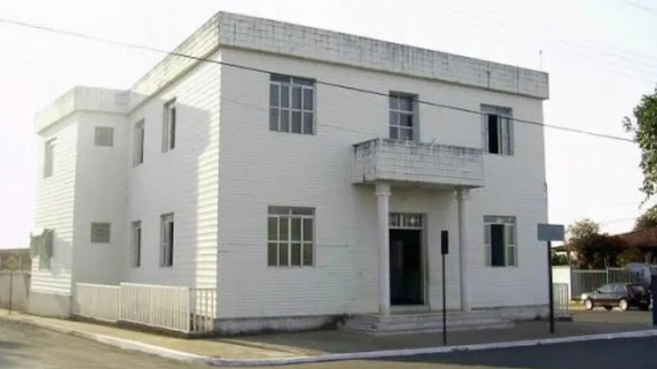 Justiça proíbe Carmo do Paranaíba de fazer contratações temporárias fora da previsão legal