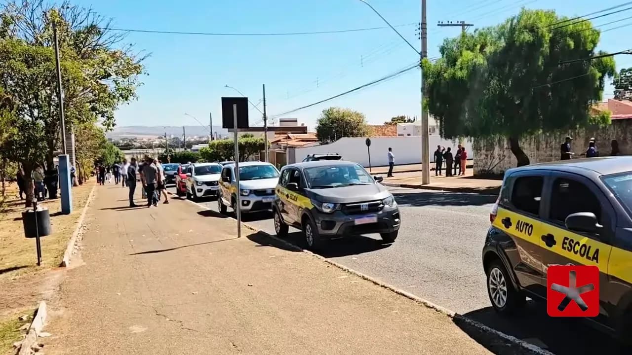 Exigência da aula teórica foi flexibilizada, não sendo mais obrigatória de forma presencial