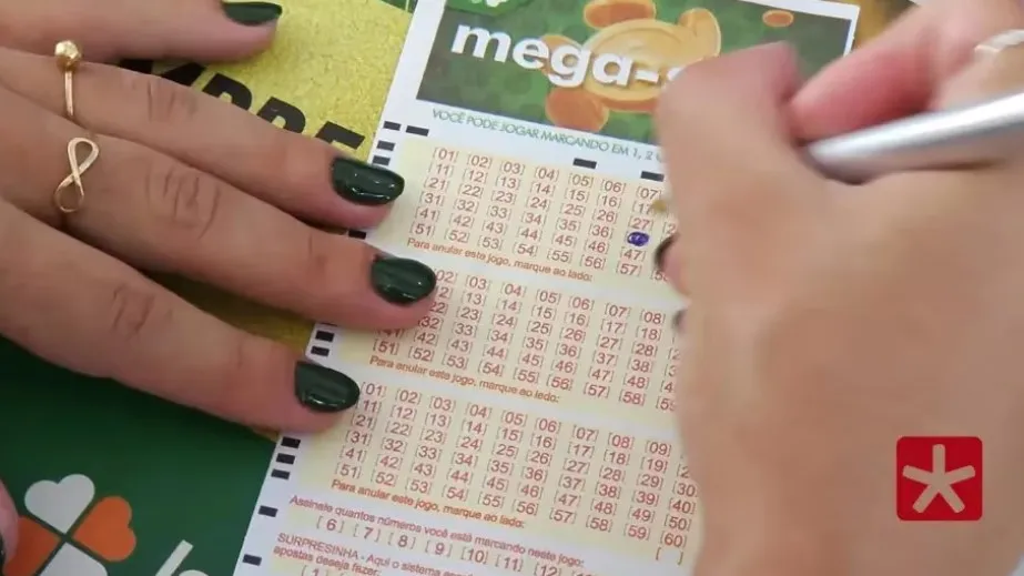 Mega-sena acumula e prêmio principal vai para R$ 130 milhões