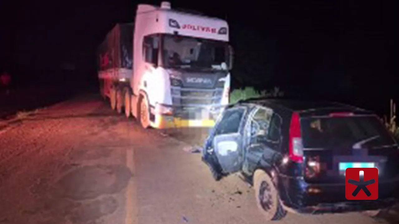 Motorista sem habilitação fica ferido após acidente com caminhão em Coromandel