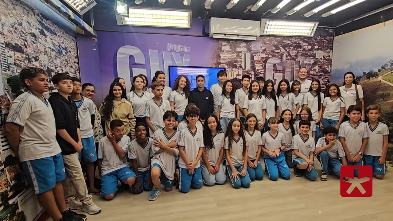 Ao todo, 39 alunos estiveram presentes como forma de ajuda na produção de um jornal escolar