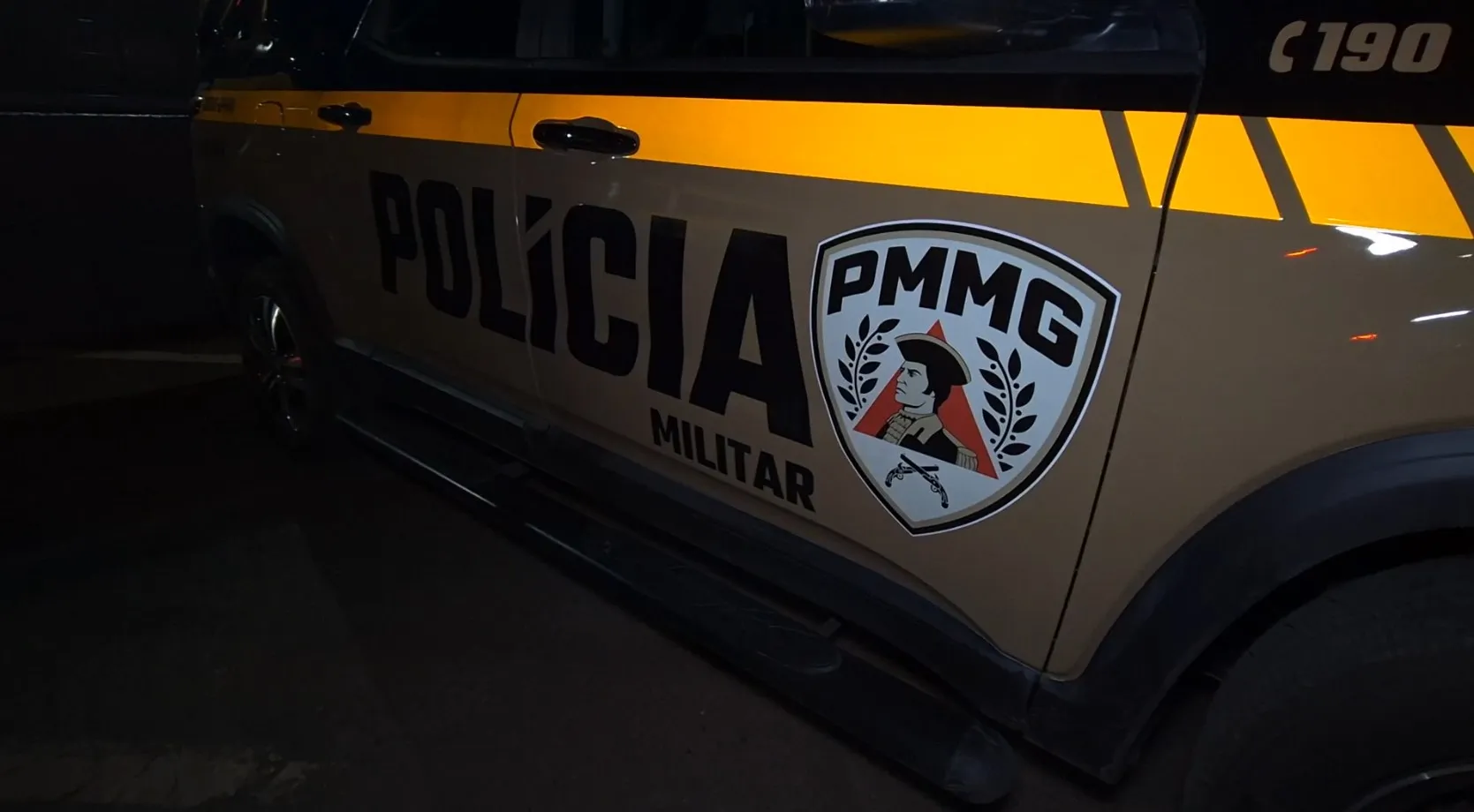 Polícia Militar prende suspeito de roubo em posto de combustível em Patos de Minas