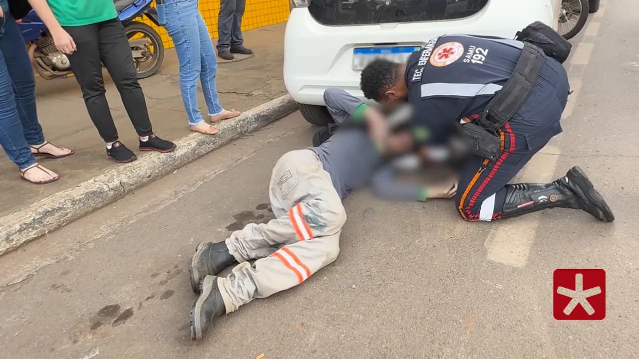 Rapaz apresentava sangramento no nariz e foi imobilizado, com suspeita de fratura 