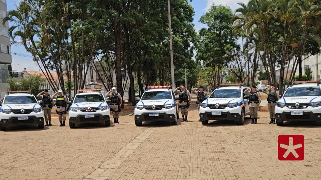 Até o momento, foram confirmados 119 mortos, sendo 115 civis e quatro policiais